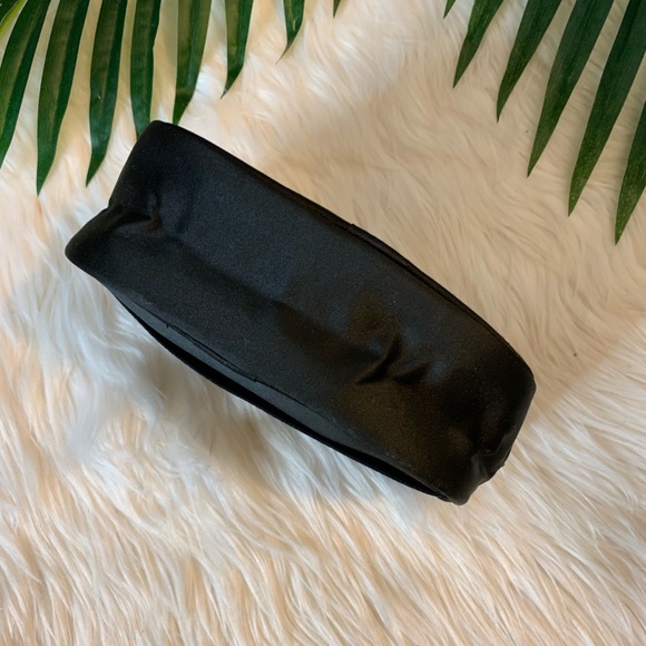 zara cosmetic bag